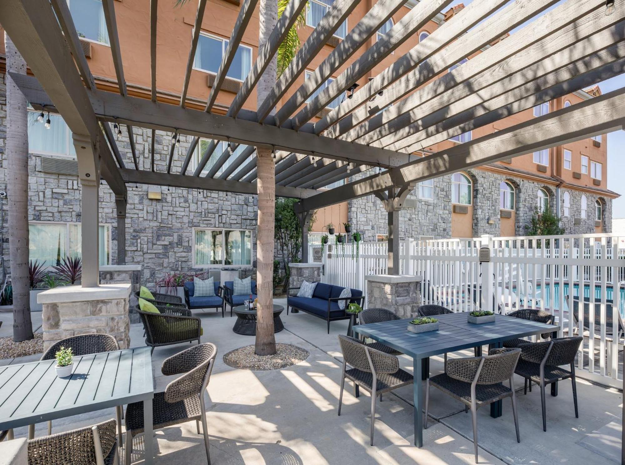 Ayres Suites Yorba Linda/Anaheim Hills Exterior photo